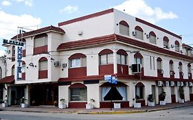 Hotel Alcázar